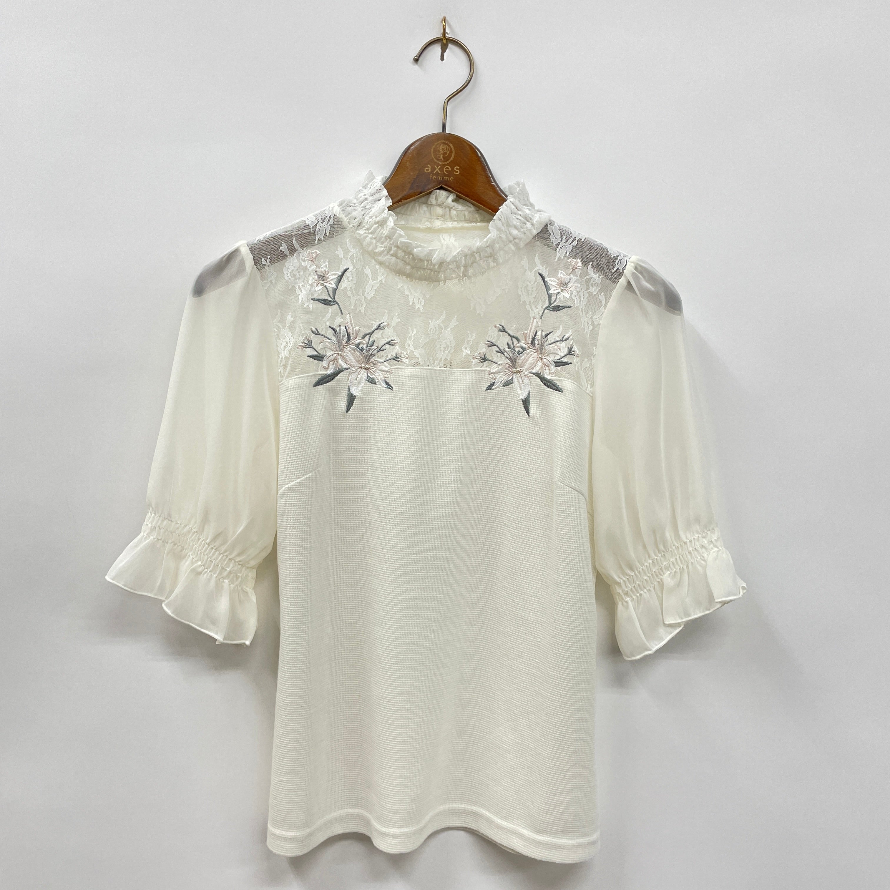 刺繍入りプルオーバー – PASTEQIDOR
