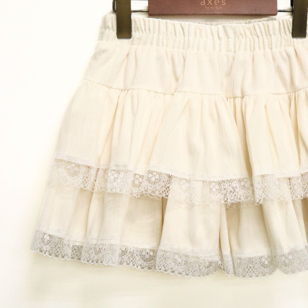 新品未使用 イタリアからお取寄せ レースフリルミニスコート レースフリルミニスカート｜evelyn（エブリン）公式通販サイト