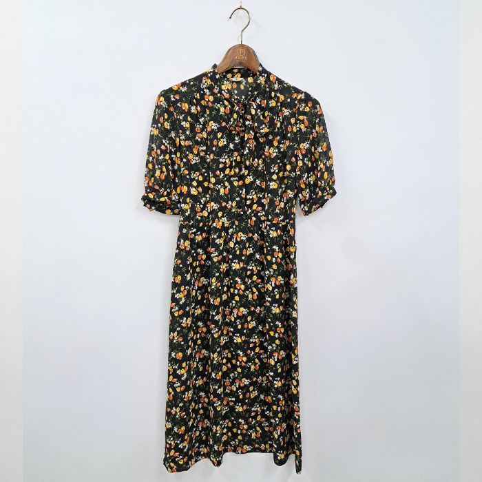 花柄シアーワンピース⭐︎ブルードレス⭐︎上品⭐︎大人可愛い⭐︎美品⭐︎送料無料⭐︎可愛い セール】ラメ シアー トップス 花柄ワンピ 2点セット