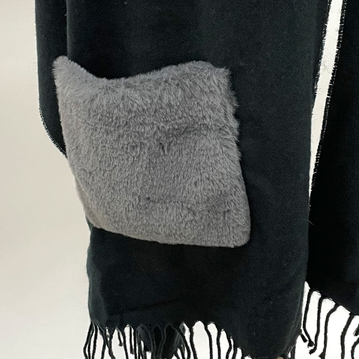 ファーポケット付きストール – PASTEQIDOR