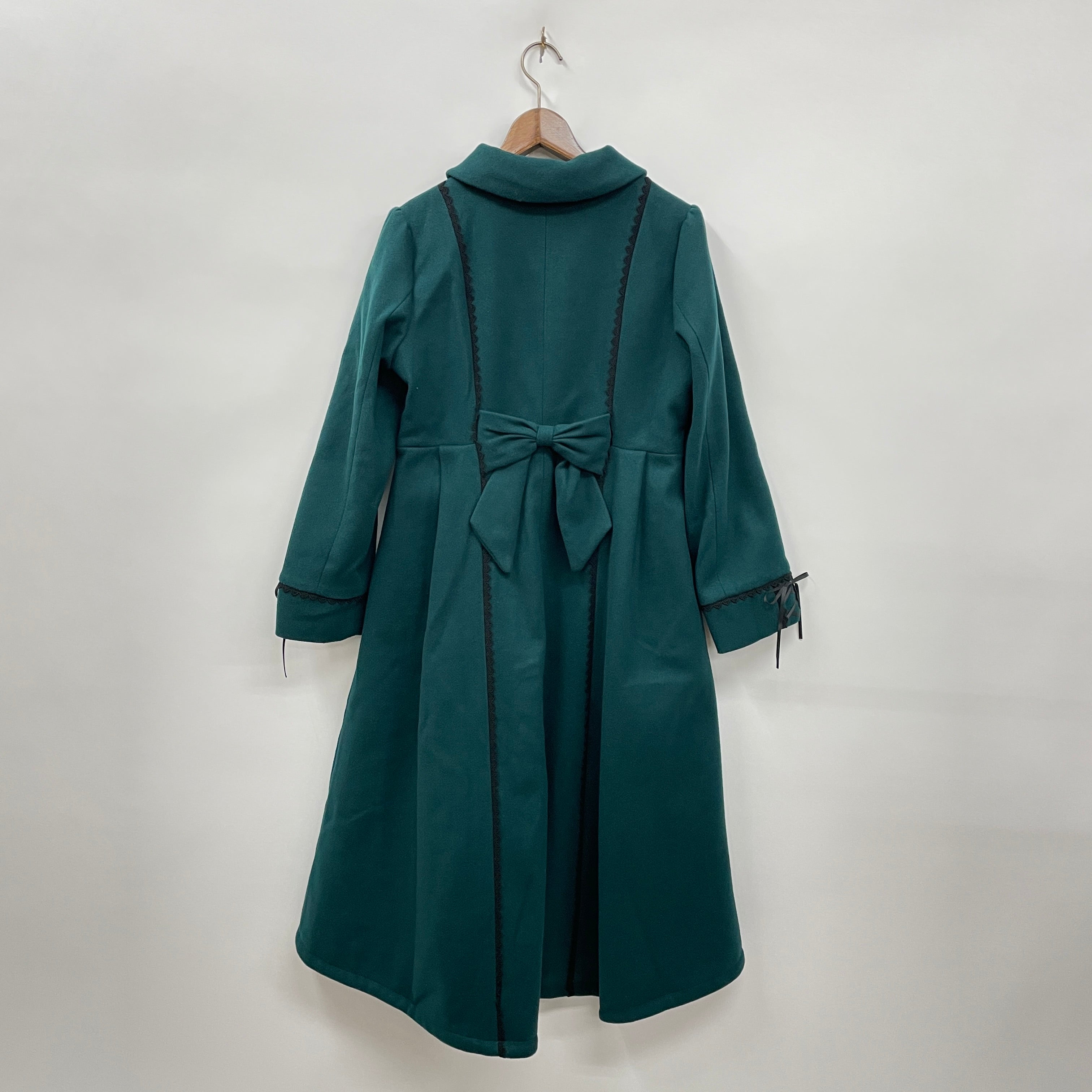 ファー襟フィッシュテールCO – PASTEQIDOR