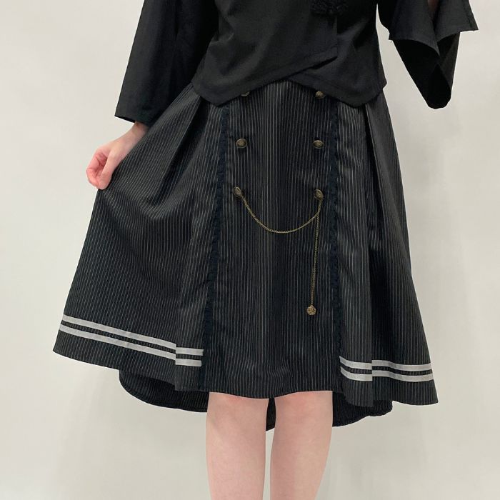 axes femme（アクシーズファム）古着 連ボタンフィッシュテール